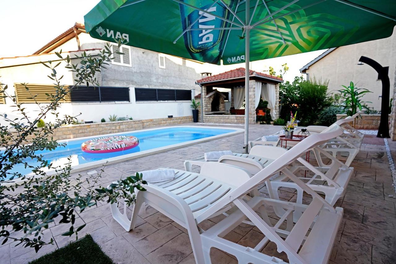Villa Tago With Heated New Pool Kaštela Exterior foto