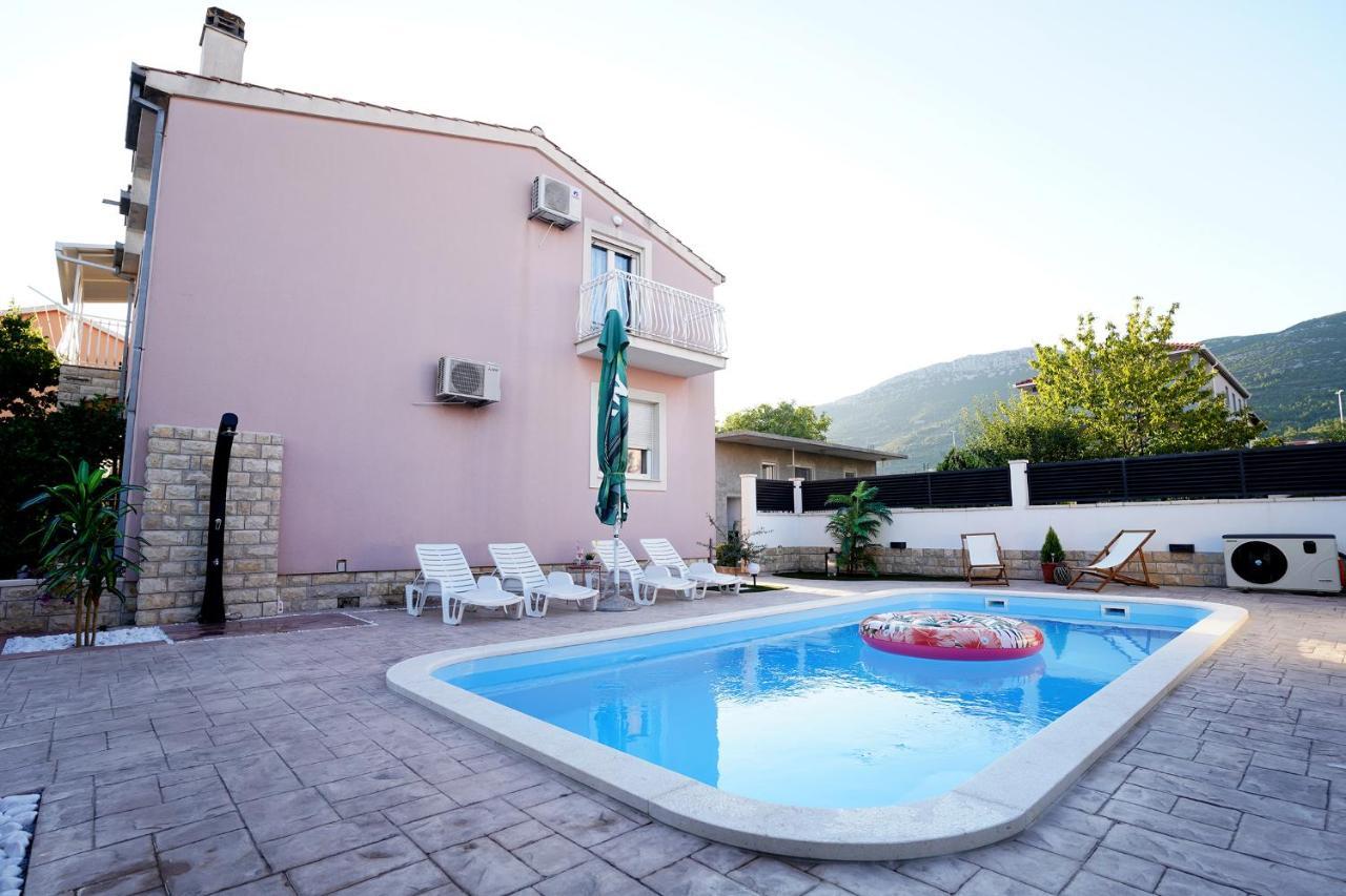 Villa Tago With Heated New Pool Kaštela Exterior foto